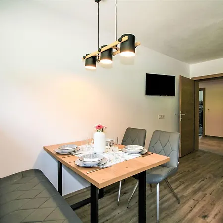Rumer Blick By Interhome Apartament Aschau Im Zillertal